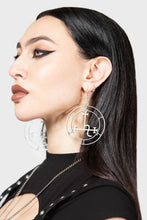 Carica l&#39;immagine nel visualizzatore di Gallery, Killstar Glorious Cham Earring
