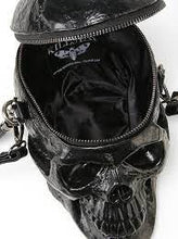 Carica l&#39;immagine nel visualizzatore di Gallery, Killstar Grave Digger Skull Handbag
