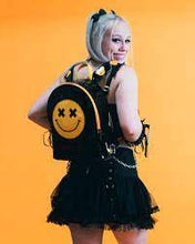 Carica l&#39;immagine nel visualizzatore di Gallery, Yru Shoes Smiley Baqpaq
