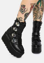 Carica l&#39;immagine nel visualizzatore di Gallery, Yru Shoes Karma Flame Black
