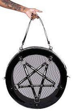 Carica l&#39;immagine nel visualizzatore di Gallery, Killstar Shona Beach Bag

