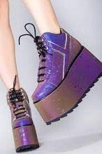 Carica l&#39;immagine nel visualizzatore di Gallery, Yru Shoes Qozmo Reflective
