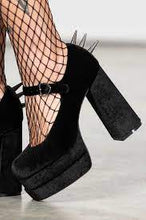 Carica l&#39;immagine nel visualizzatore di Gallery, Killstar Basilisks Pumps
