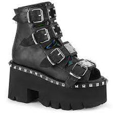 Carica l&#39;immagine nel visualizzatore di Gallery, Demonia Shoes Ash 70
