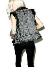 Carica l&#39;immagine nel visualizzatore di Gallery, Killstar Overload leather Vest
