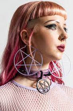Carica l&#39;immagine nel visualizzatore di Gallery, Killstar Pentagram Hoop Earrings
